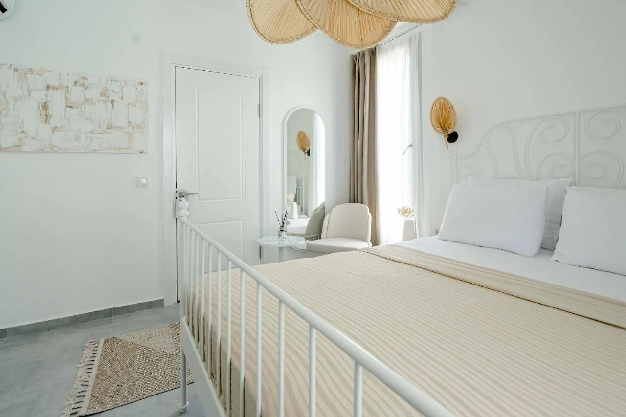 Voger Alaçatı Köyiçi Hotel
